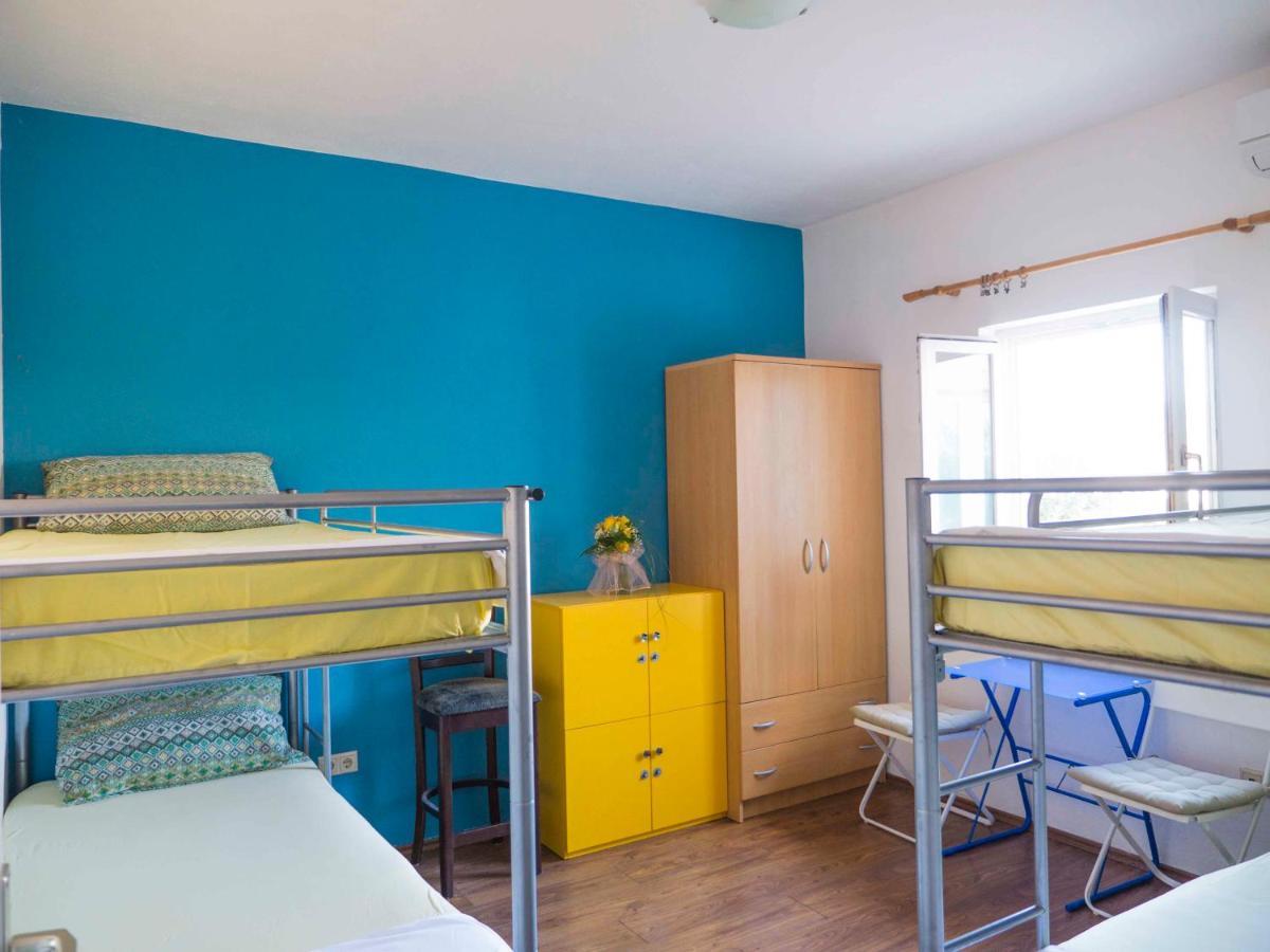 Hostel Kapa Хвар Екстериор снимка